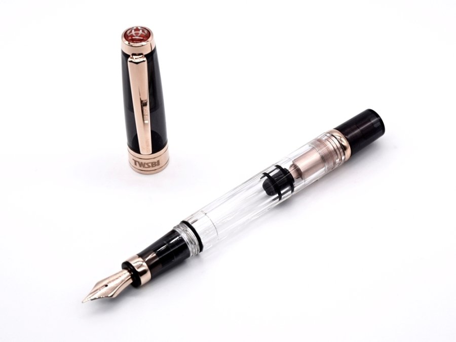 TWSBI DIAMOND 580 Smoke Rose Gold Ⅱ（ツイスビー ダイヤモンド 580 スモークローズゴールドⅡ）